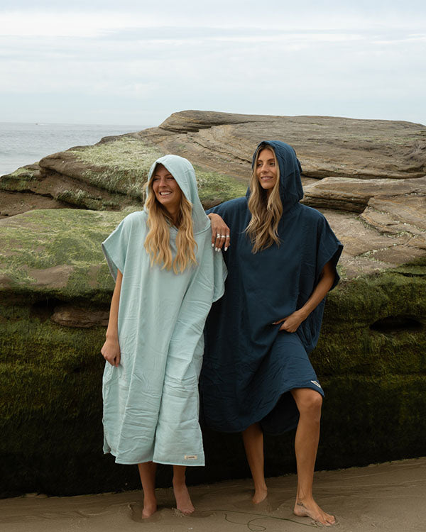 Terra Hooded Poncho – Teal Blue