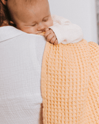 Little Fishies Waffle Blanket – Peach Fuzz