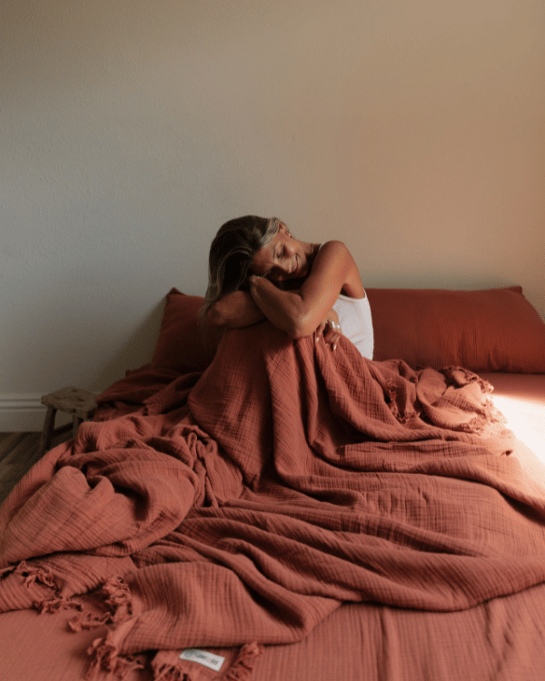 Lara Terracotta – PARTY BLANKET™ – Queen