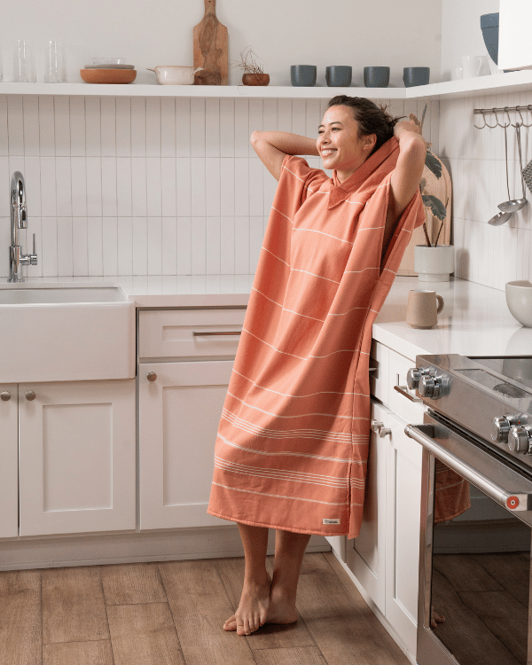 Terra Hooded Poncho Sage