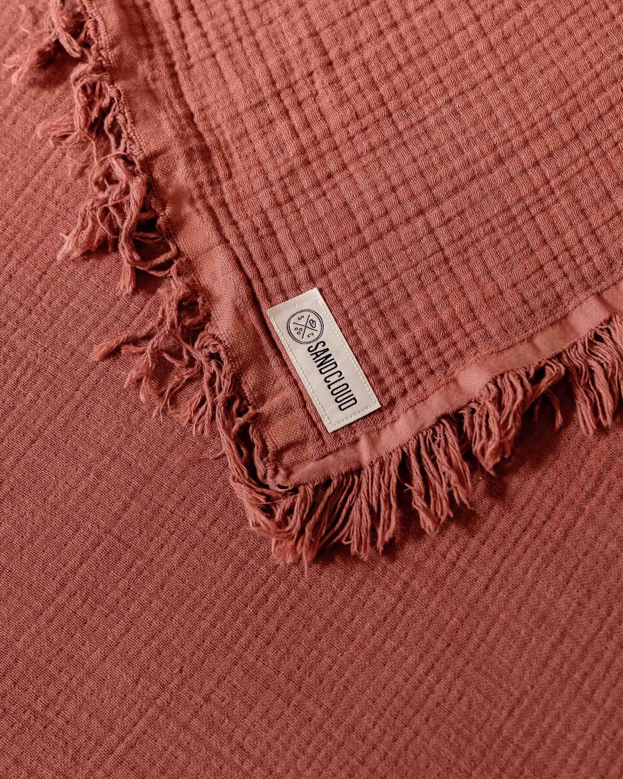 Lara Terracotta – PARTY BLANKET™ – Queen