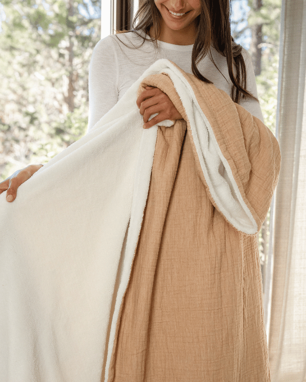 Softy Solid Plush Blanket – Beige