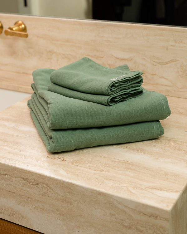 Terra Fringeless XL Bath Bundle – Hedge Green