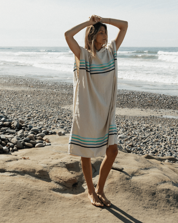 Border Classic Stripe Poncho – Aqua
