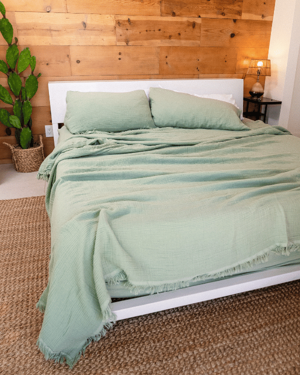 Lara Sage – PARTY BLANKET™ – King