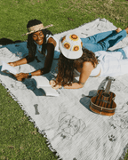 Pug – PARTY BLANKET™