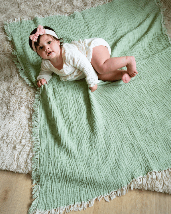 Rainbow Gauze Hooded Blanket Single