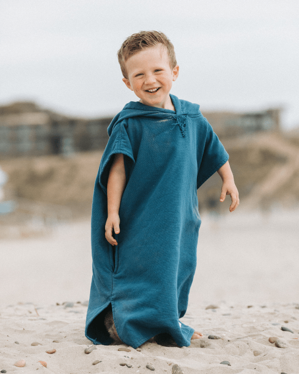 Terra Hooded Poncho Youth – Teal Blue
